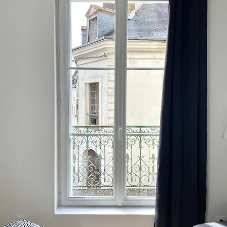 Le Repere Secret De Nestor - Sonights Château-du-Loir